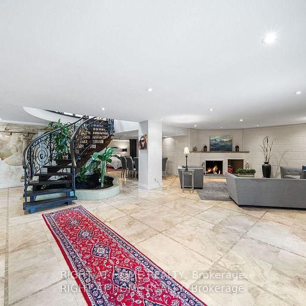 For Lease - 40 Heathview Avenue, Toronto, Ontario - Photo 1