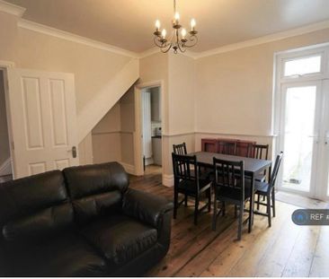 5 bedroom terraced house to rent - Photo 1
