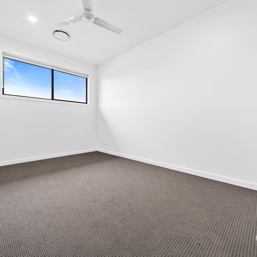 3/109-111 Logan Street - Photo 1