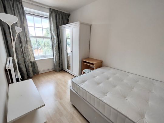 3 Bed Flat, Walker House, NW1 - Photo 1