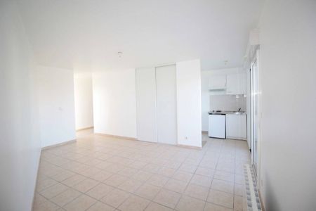 Appartement 2 pièces - - Photo 2