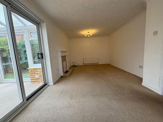 4 bedroom detached house to rent - Photo 1