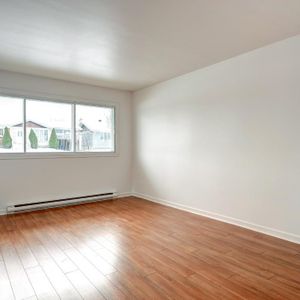 3 1/2 à Ste-Thérèse - internet inclus - libre maintenant ou décembre - Photo 2