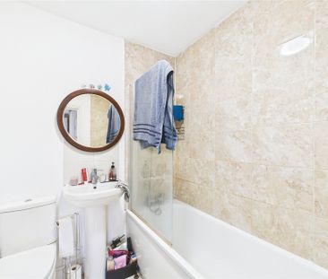 Nelson Street, Aldershot Nelson Street, Aldershot - Photo 2