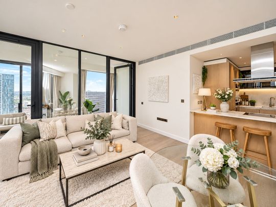 2 Bed Flat, Nine Elms Lane, SW8 - Photo 1