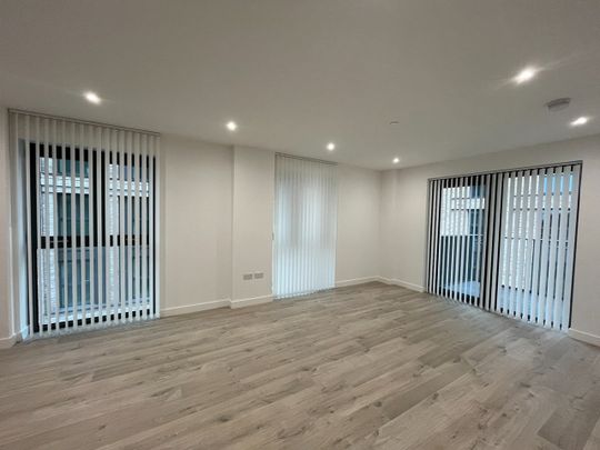 2 Bed Flat, Darter House, N4 - Photo 1