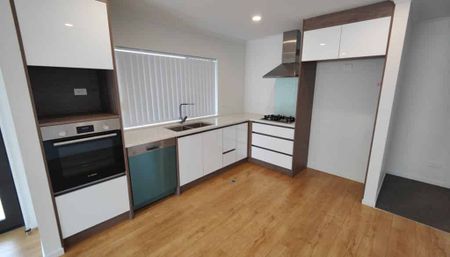 Near-New Modern and Comfortable Apartment - Photo 5