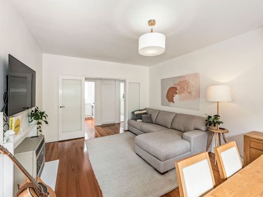 Light, Bright and Spacious! - Photo 1