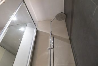 Calle de Pilar de Zaragoza, Madrid, Community of Madrid 28028