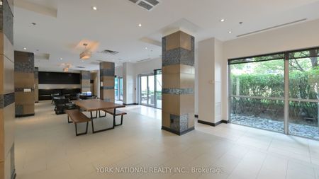 Vibe at Liberty Village Lofts - Photo 3