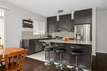 For Lease - 54 Moonbeam Street, Barrhaven, Ontario - Photo 3