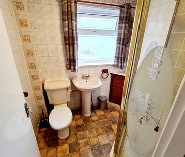 Room in a Shared House, Glendale Drive, B33 - Photo 3