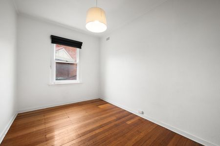 118 Dunstan Parade, Port Melbourne VIC 3207 - House For Rent | Domain - Photo 4