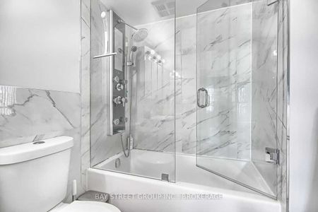 For Lease - 39 Oneida Crescent Unit# 510, Richmond Hill, Ontario - Photo 2