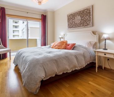 APARTAMENTO T3 NOS JARDINS DA PAREDE VOLTADO AO MAR E JARDIM - Photo 6