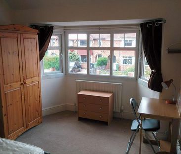 3 bedroom terraced house to rent - Photo 3