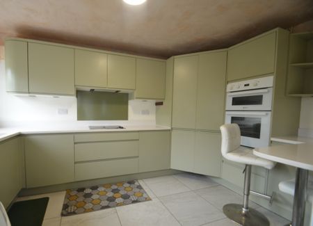 3 bedroom Detached house to rent - Photo 4