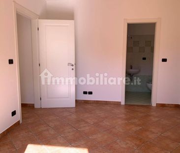Quadrilocale via Monte di Pietà 14, Centro, Cherasco - Photo 1