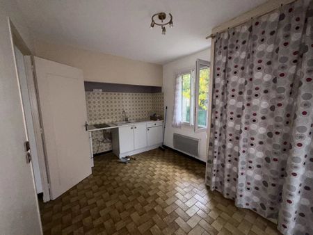 Location Maison 3 pièces 80 m2 à Lodève - Photo 2