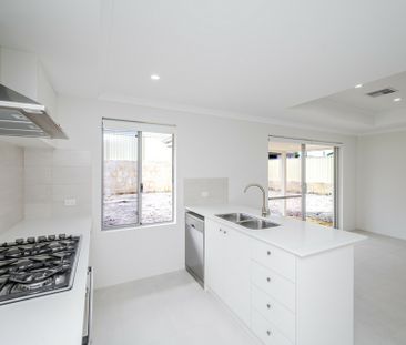 Brand new home awaits - Photo 5