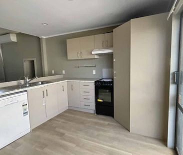 WEST END - 4 BEDROOMS - Photo 1