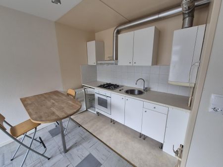 Location Appartement 1 pièce 22m² TULLE 19000 - Photo 2