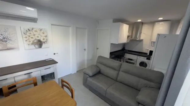Apartamento en alquiler en Calle de Eduardillo Guerrero, 1 - Photo 1