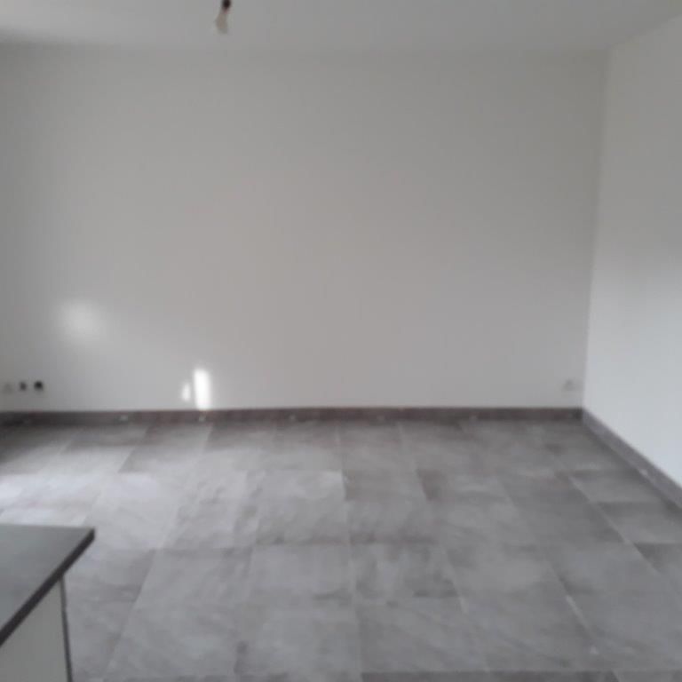 Studio avec cour entièrement rénové - Photo 1