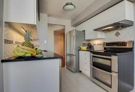 For Lease - 18 Hillcrest Avenue Unit# 2102, Toronto, Ontario - Photo 5