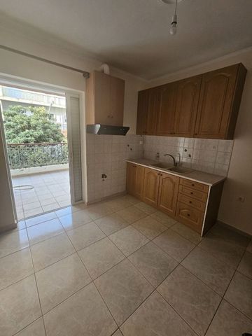 Διαμέρισμα για ενοικίαση Μέσα Αγυιά - Παναχαϊκή (Πάτρα) - Photo 2