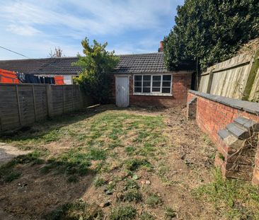 Terraced House to rent on - Photo 3