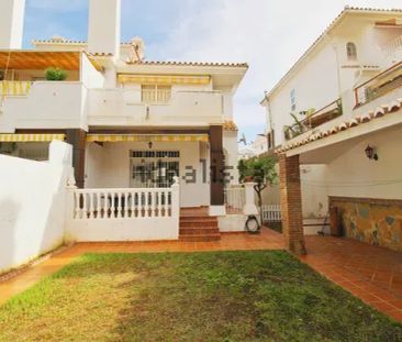 Alquiler de chalet pareado en Calle Mozart - Photo 3