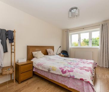 4 bedroom detached house to rent - Photo 5