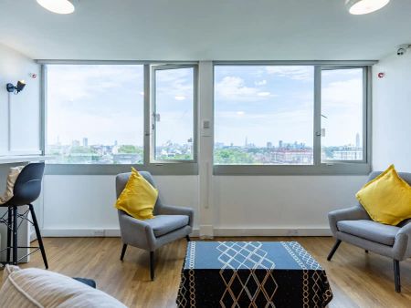 Gold Studio - Photo 5