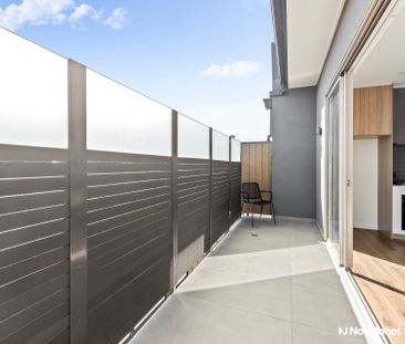 4/24 McLean Street, BRUNSWICK WEST - Photo 2