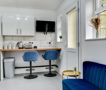 Room in a Shared House, The Crestway, BN1 - Photo 5