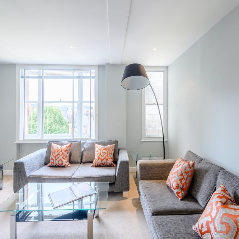 TWO BEDROOM, TO LET, HILLSTREET W1J - Photo 1