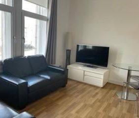 1 bedroom flat to rent - Photo 6