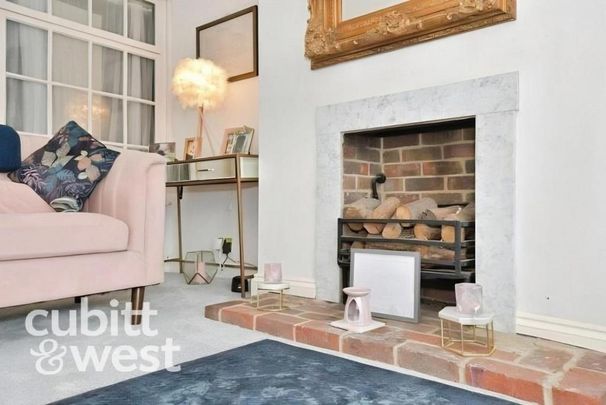 3 bedroom townhouse to rent - Photo 1