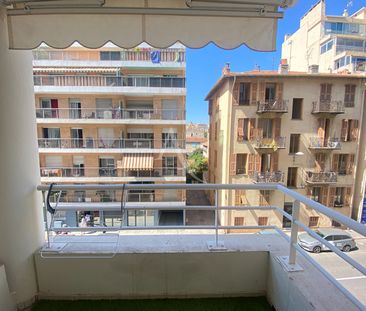 Location Appartement 2 pièces 30m² NICE 06200 - Photo 3