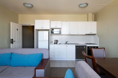 Live here and enjoy easy access to the CBD! - Photo 4