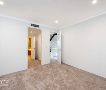 27 Tidewater Way, Ascot WA 6104 - Photo 4
