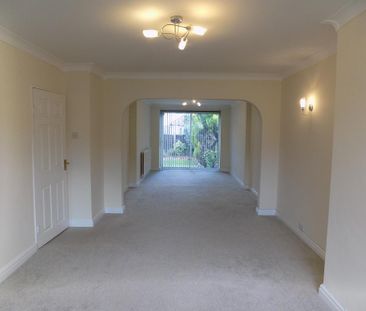 3 bedroom semi-detached house to rent - Photo 1