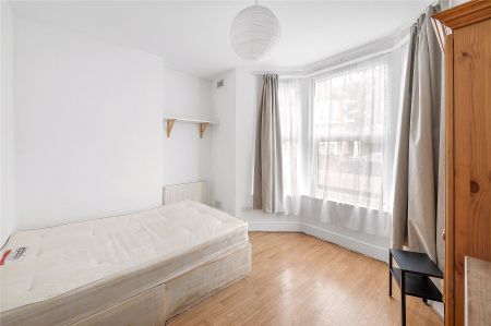 Aspinall Road, London, SE4 ground floor flat to rent - Photo 3