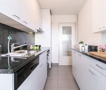 Schöne moderne 3.5 Zimmerwohnung mit Balkon und grüne Umgebung - Photo 5
