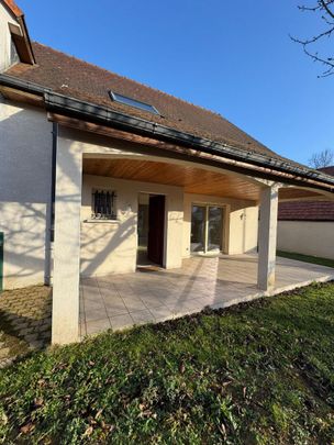 Maison 6 pièces à louer - Photo 1