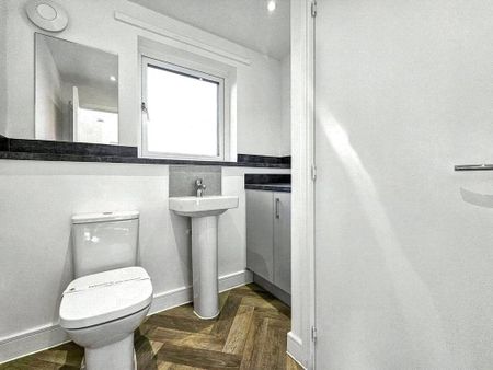 2 bedroom terraced house to rent - Photo 2