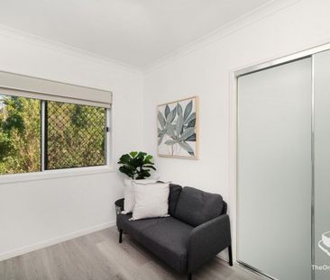 Furnished + Bills Incl + Free WiFi! - Photo 1