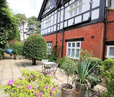 Woking, Surrey, GU22 - Photo 2