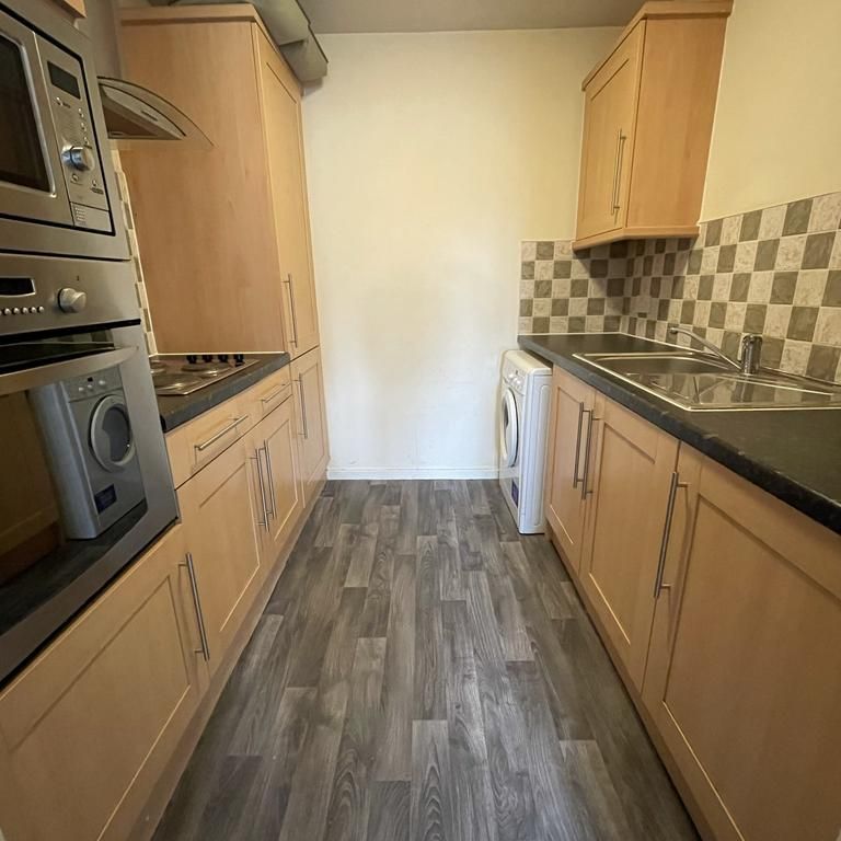 2 bedroom apartment to rent - Photo 1